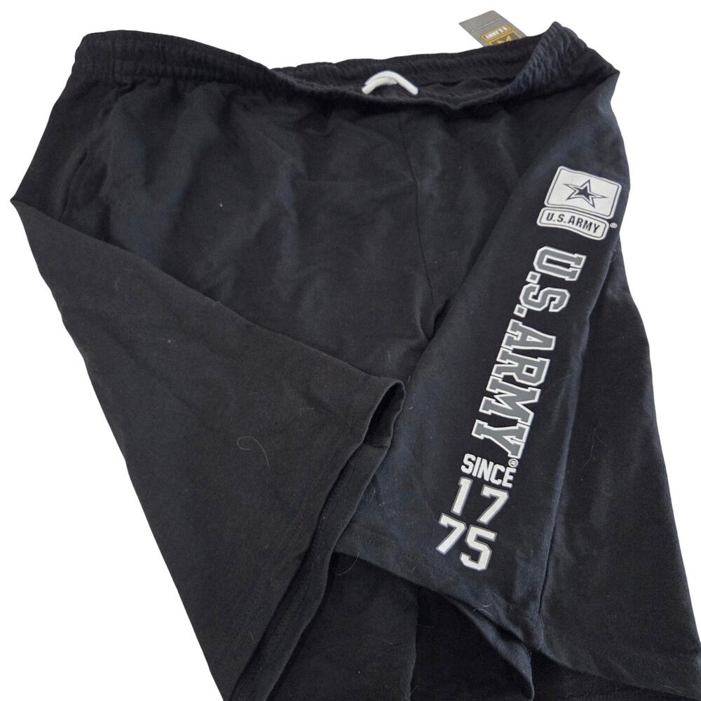 NWT  U.S. Army Shorts, Size 2XL